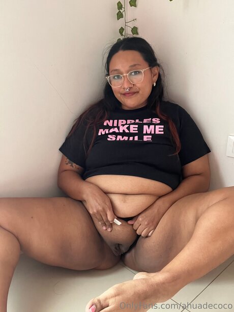 Vessia 11 naked pornstar image