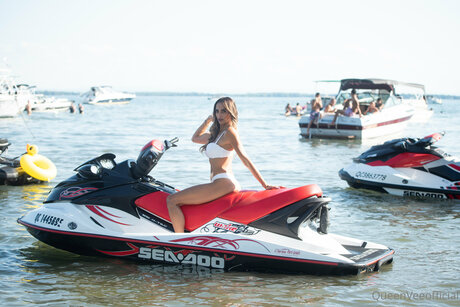 Queenvee Sexy model nice pics