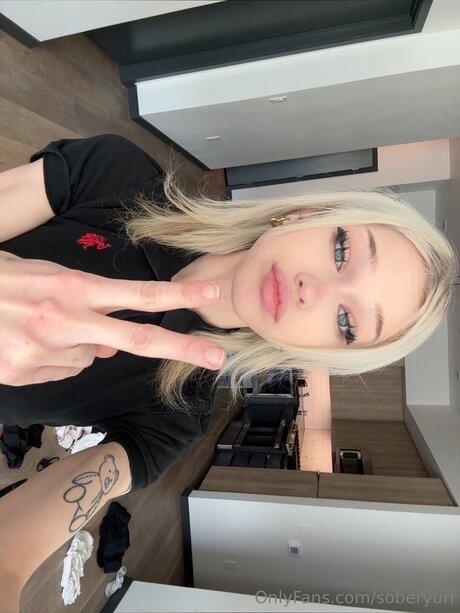 Soberyuri pornstar hot img