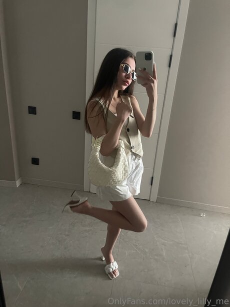 Lovely Lilly Me exclusive model gallery