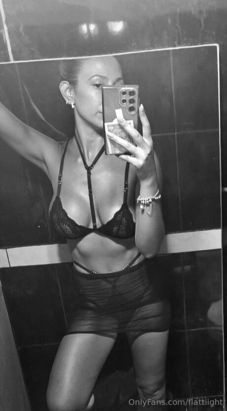 Flattiight adult actress photos