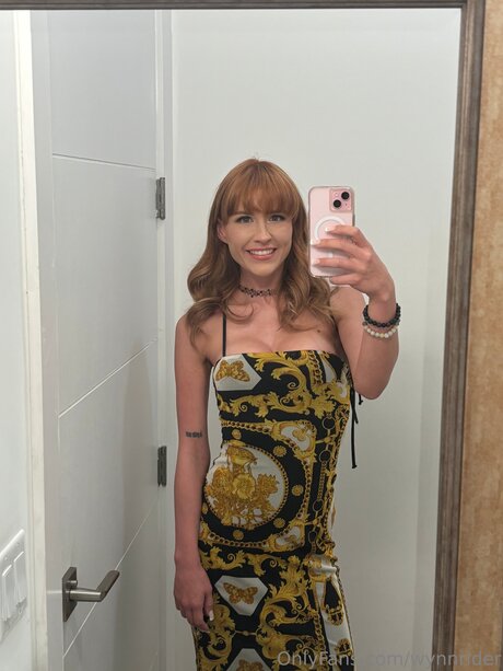 petite slut onlyfans sexy photos