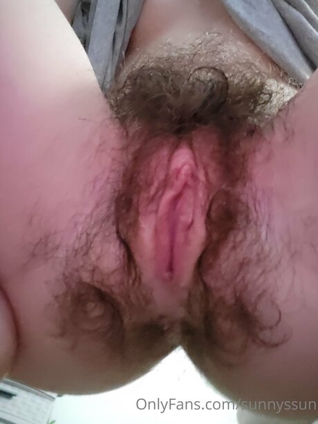 ebony cumshot onlyfans top pic