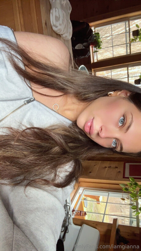 Iamgianna nude actress images