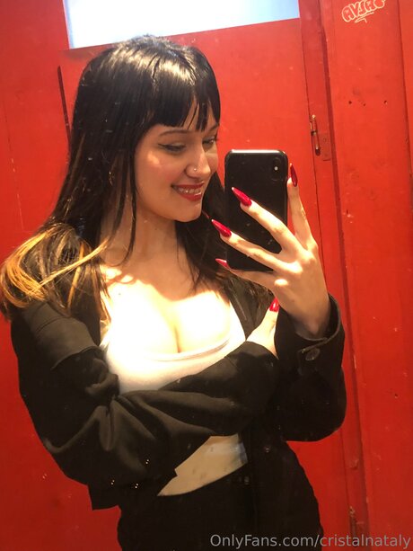 Cristalnataly star top image