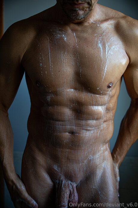 Deviant V6 0 model photo