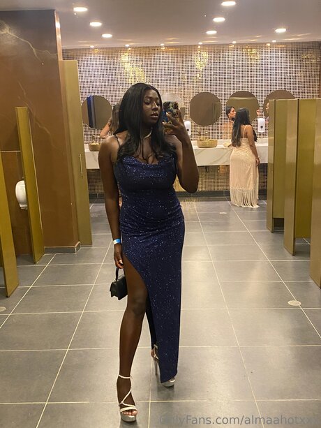 Almaahotxxx xxx pornstar images