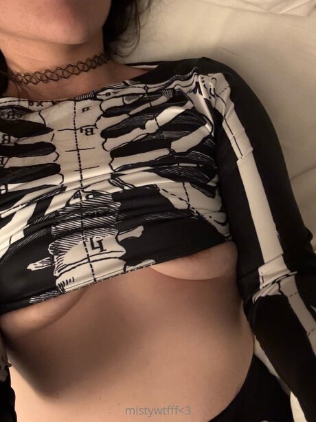 Mistywtfff model pretty photos