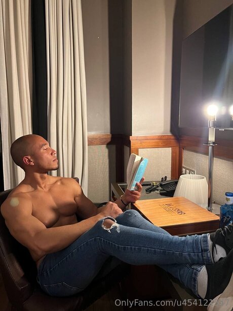 Dwayne Johnson Jr star pornographic gallery