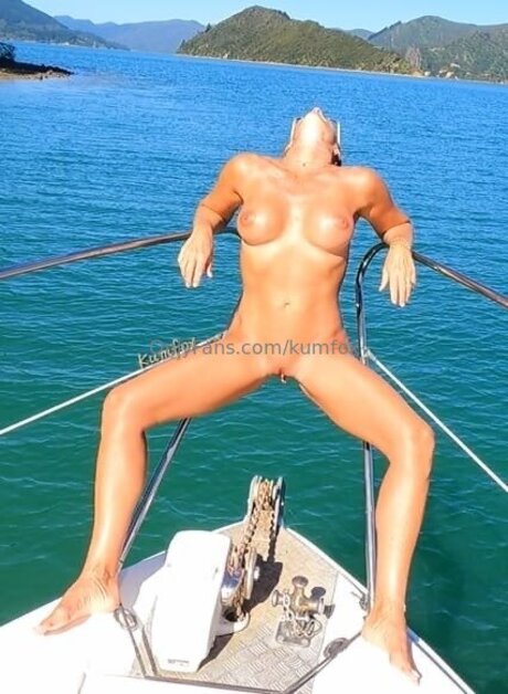 Kumfox star galleries