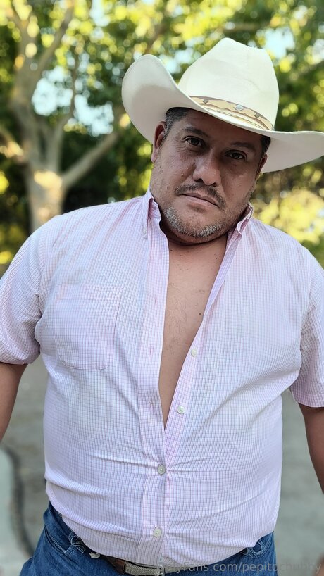 Pepitochubby model hot pics