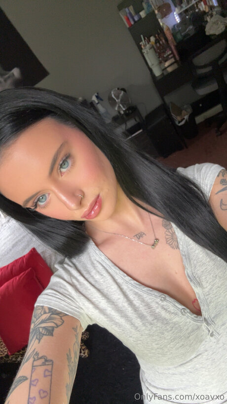 Xoavxo model pretty images