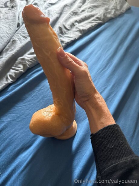 Valyqueen pornstar hot pictures