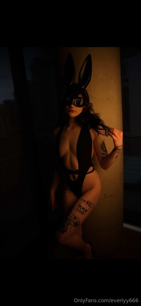 Everlyy666 model top pics