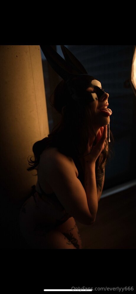 Everlyy666 nude actress galleries