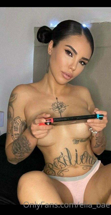 ameliereve7 nudes model img