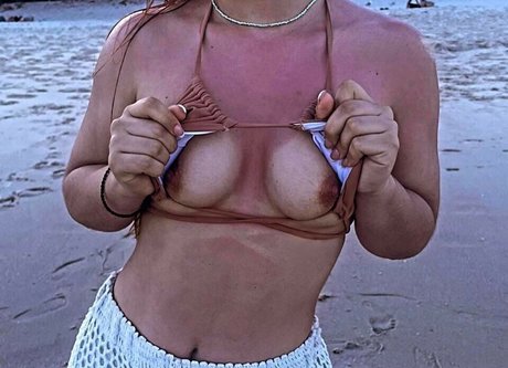 Ayeshasamaha model nudes galleries