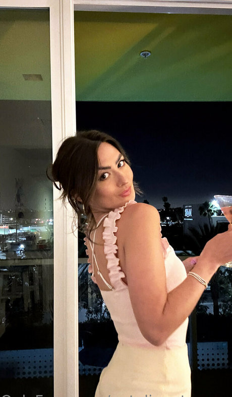 realnatalia pornographic actress pic