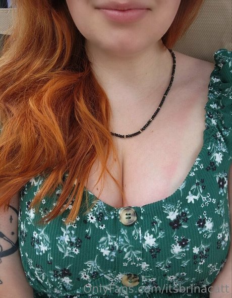 itsbrinacatt model hd pic