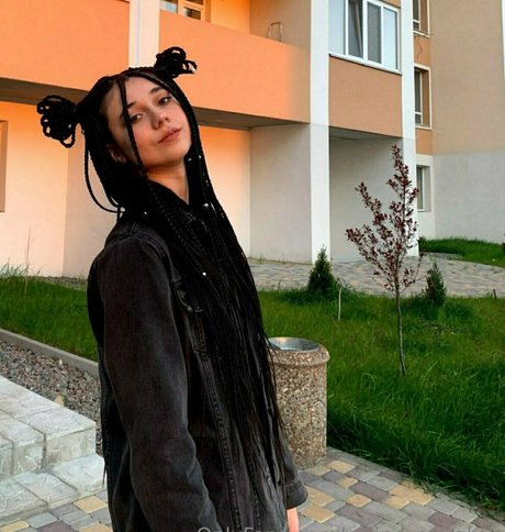 celine naughty model hd image