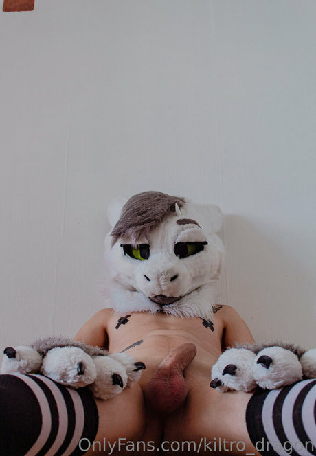 kiltro dragon sexy actress pic