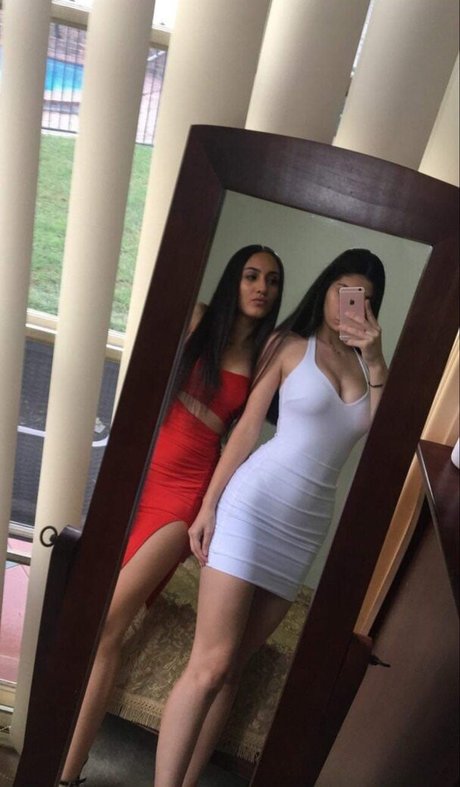 Mayroon Kawash star beautiful photo