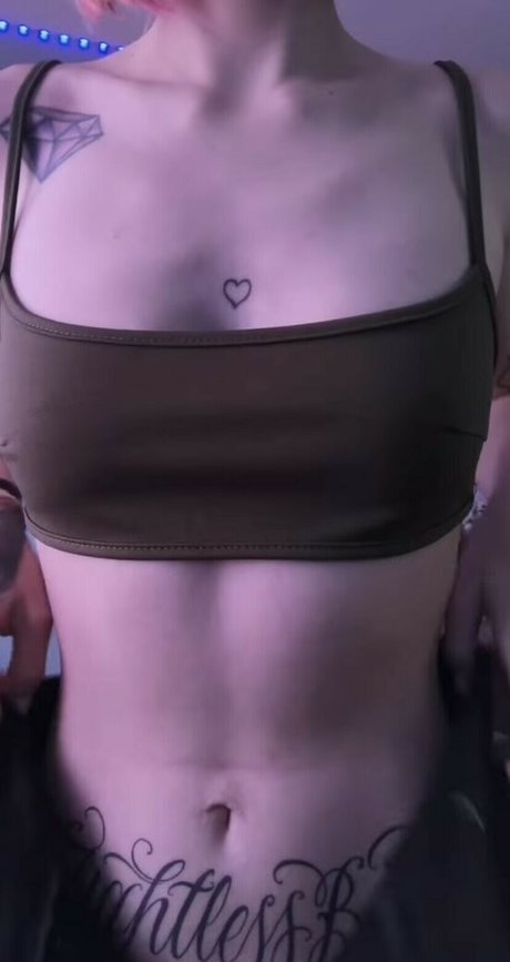 Viqsm high quality actress pictures