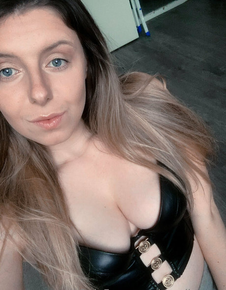 blondieasmr model naked images