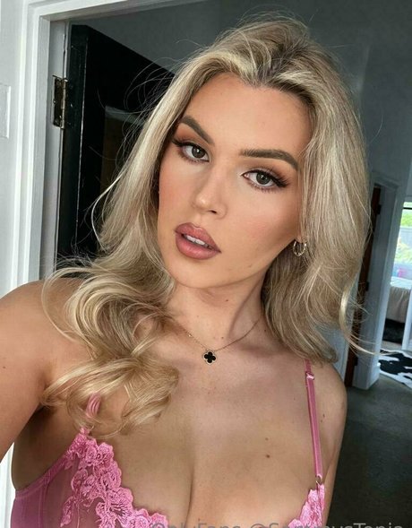 riding dildo onlyfans hot sex pictures