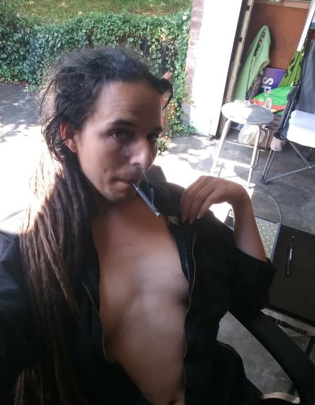 brannouailis nude star pics