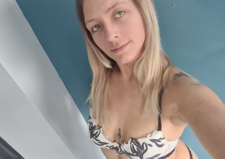 kayleigh95 star sexy archive