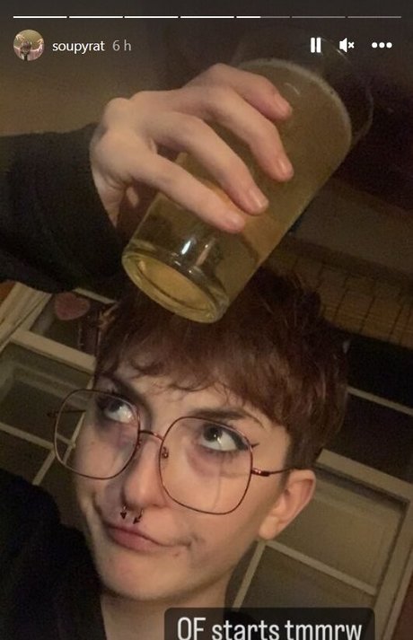 Emmanooodle xxx model images