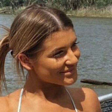 Kayla Butler star exclusive picture