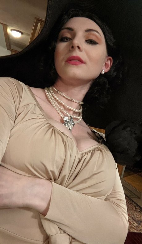 ccbunz model free pictures