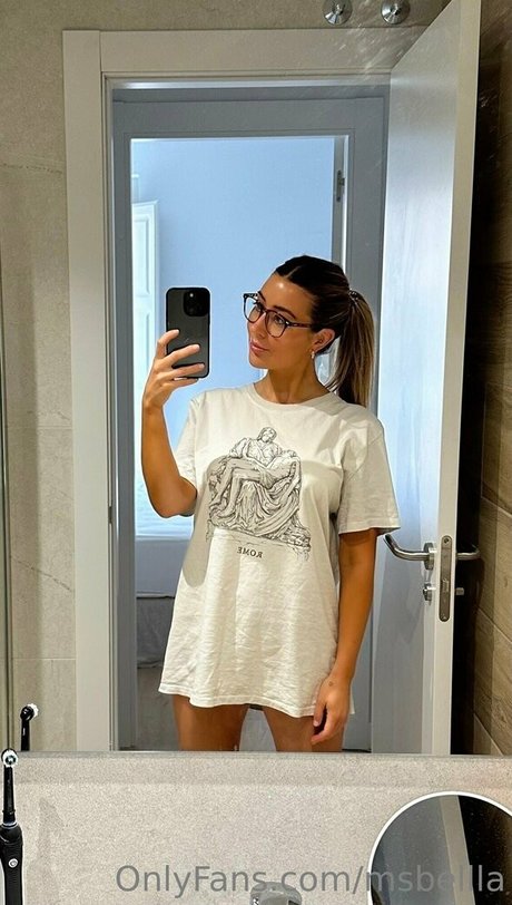 white pussy onlyfans naked image