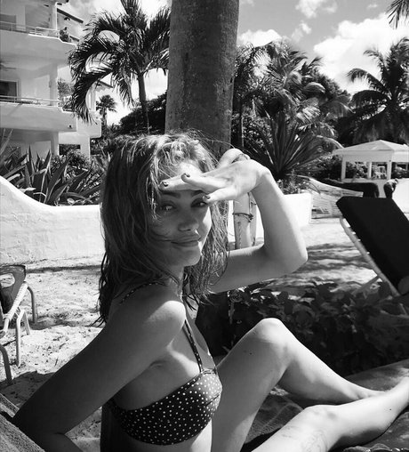 Ella Purnell sex star photo