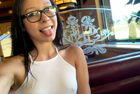 autumn2blazed hot model picture