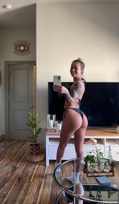 Sunnyraex sexy model img