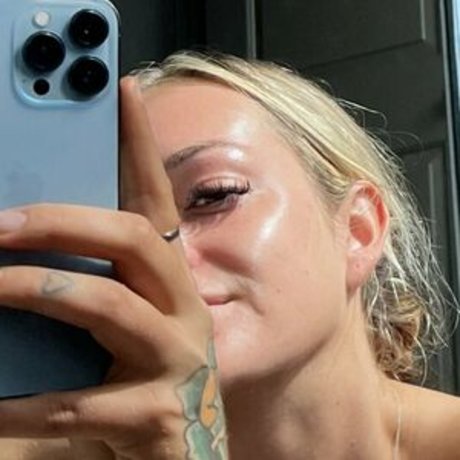 Sunnyraex pornstar hot image