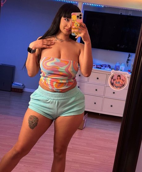 DelilahMoonx erotic model picture