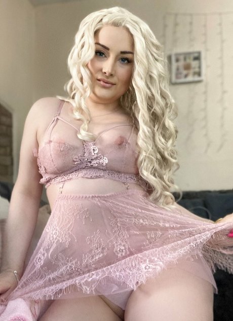 Always Horny exclusive pornstar photo