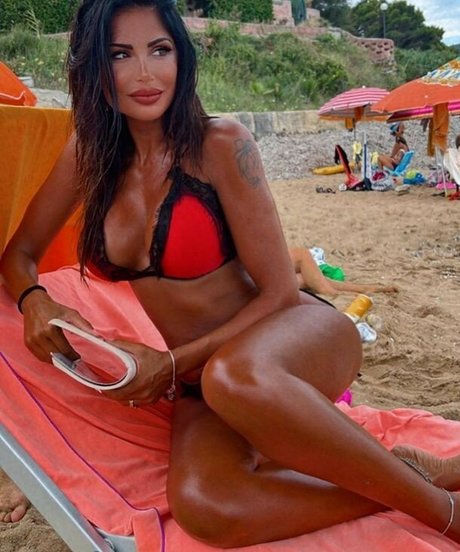 Ginia 900 pornstar hd gallery