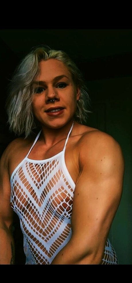 sweetbeast20 hot pornstar gallery