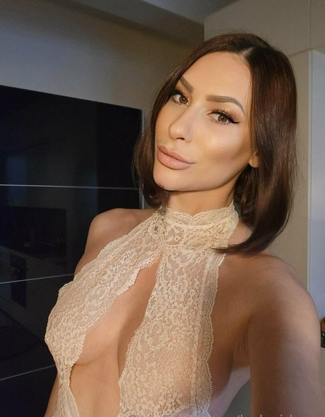 balerideep perfect model photos