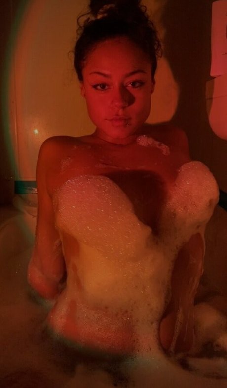 Hellazebra pornographic star photos