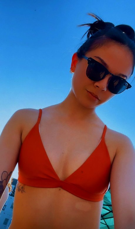 Yellowsnowbb top star img