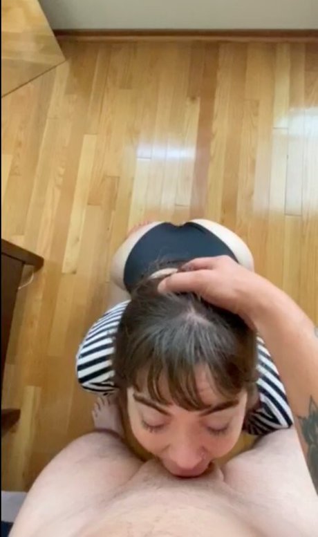 Olivia Bleau star hot pic