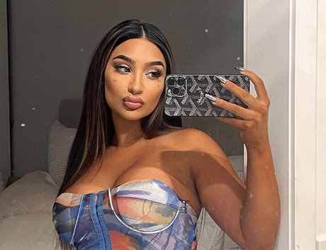 simmykk star best photos