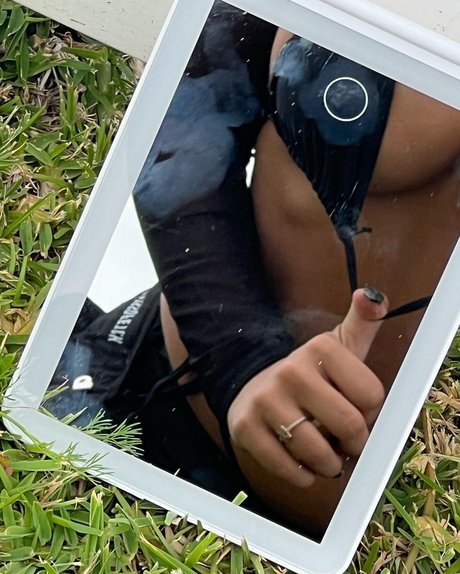 simmykk naked pornstar images