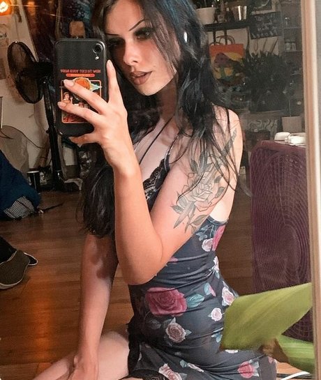 venusblue222 star erotic image